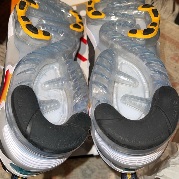 Air VaporMax Evo Sneaker - Picture 2 of 10